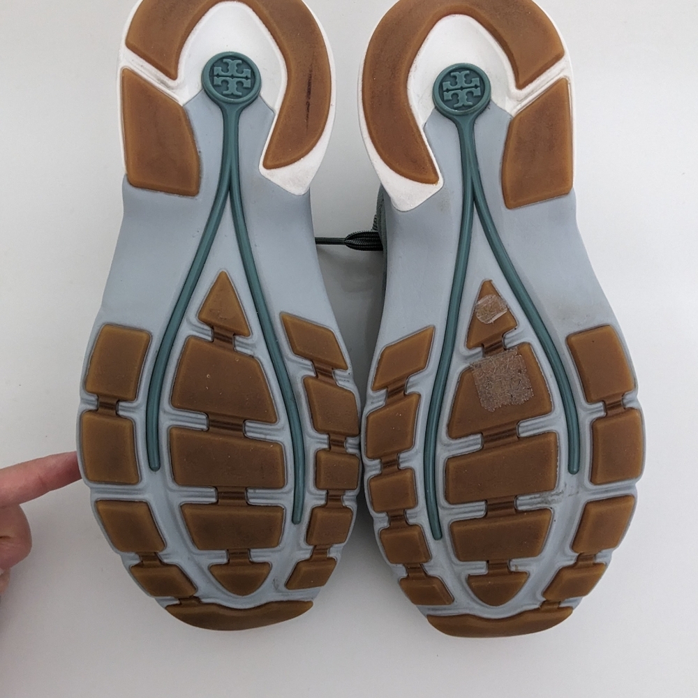 EUC! Tory Burch T Monogram Good Luck Sneaker Calf Leather Blue Celadon Size 7.5 - Picture 9 of 13